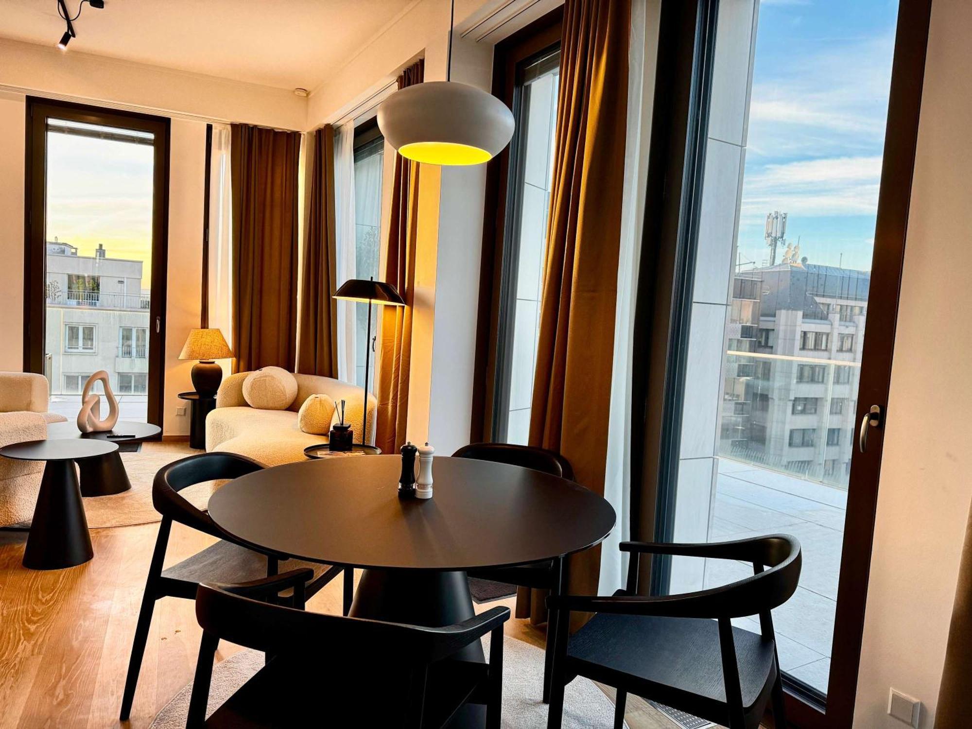 Voya Zenit Royal - Luxury Rooftop Views & Concierge Appartement