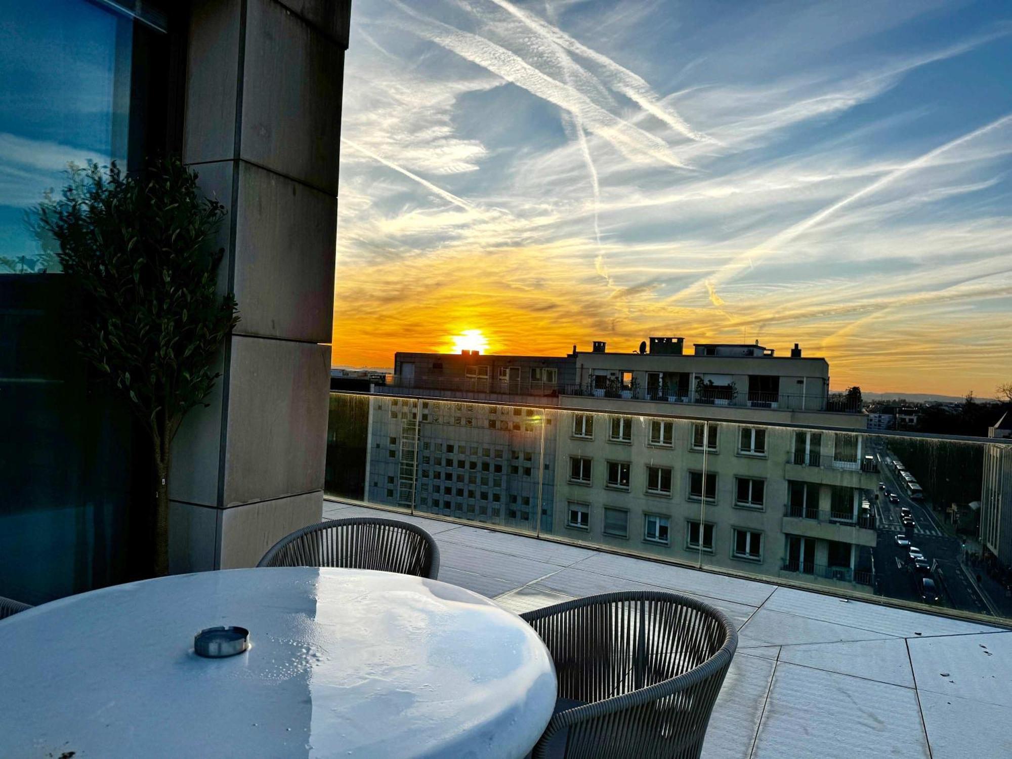 Appartement Voya Zenit Royal - Luxury Rooftop Views & Concierge Luxemburg