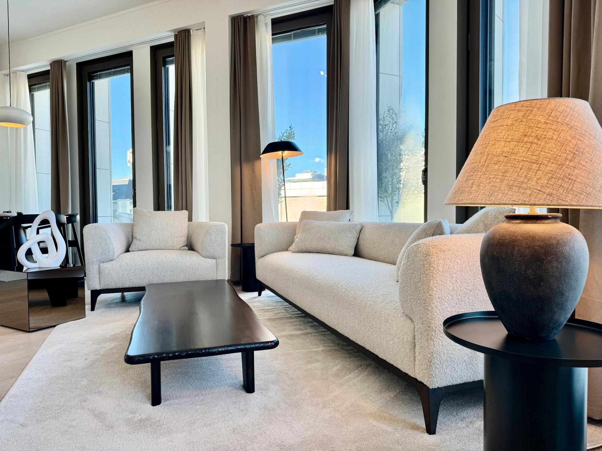 Voya Zenit Royal - Luxury Rooftop Views & Concierge Appartement *