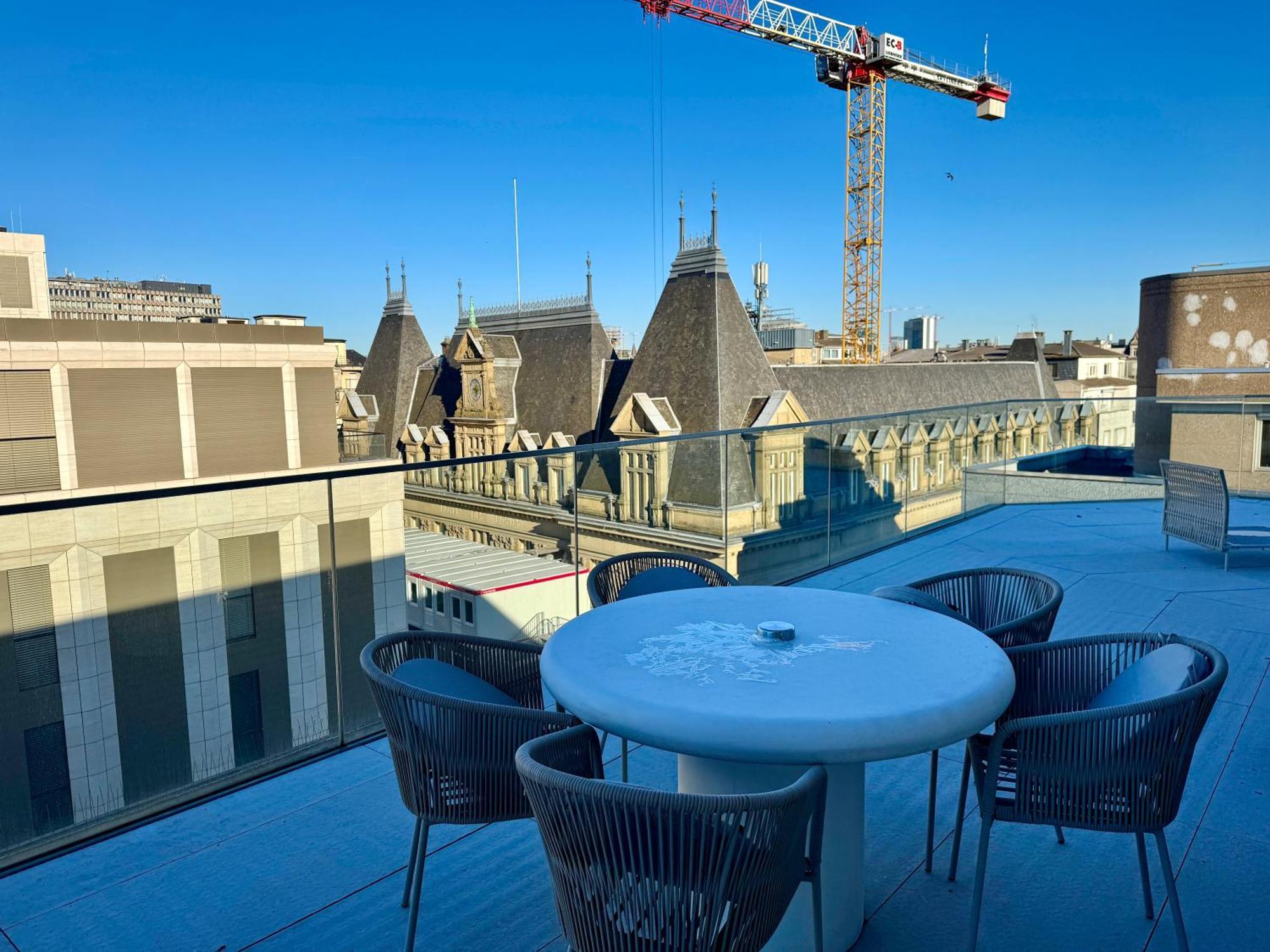 Voya Zenit Royal - Luxury Rooftop Views & Concierge Appartement Luxemburg