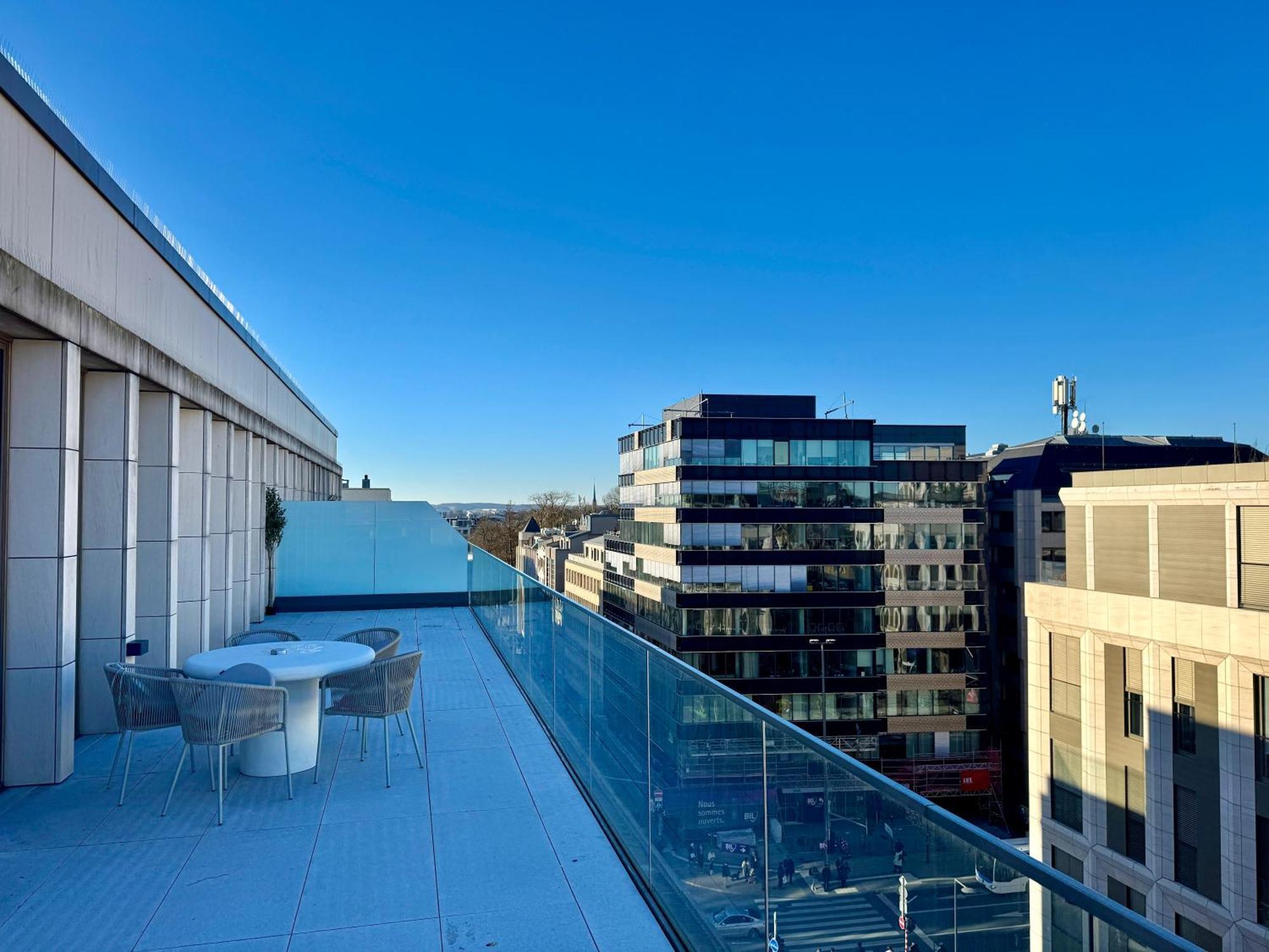 Appartement Voya Zenit Royal - Luxury Rooftop Views & Concierge Luxemburg