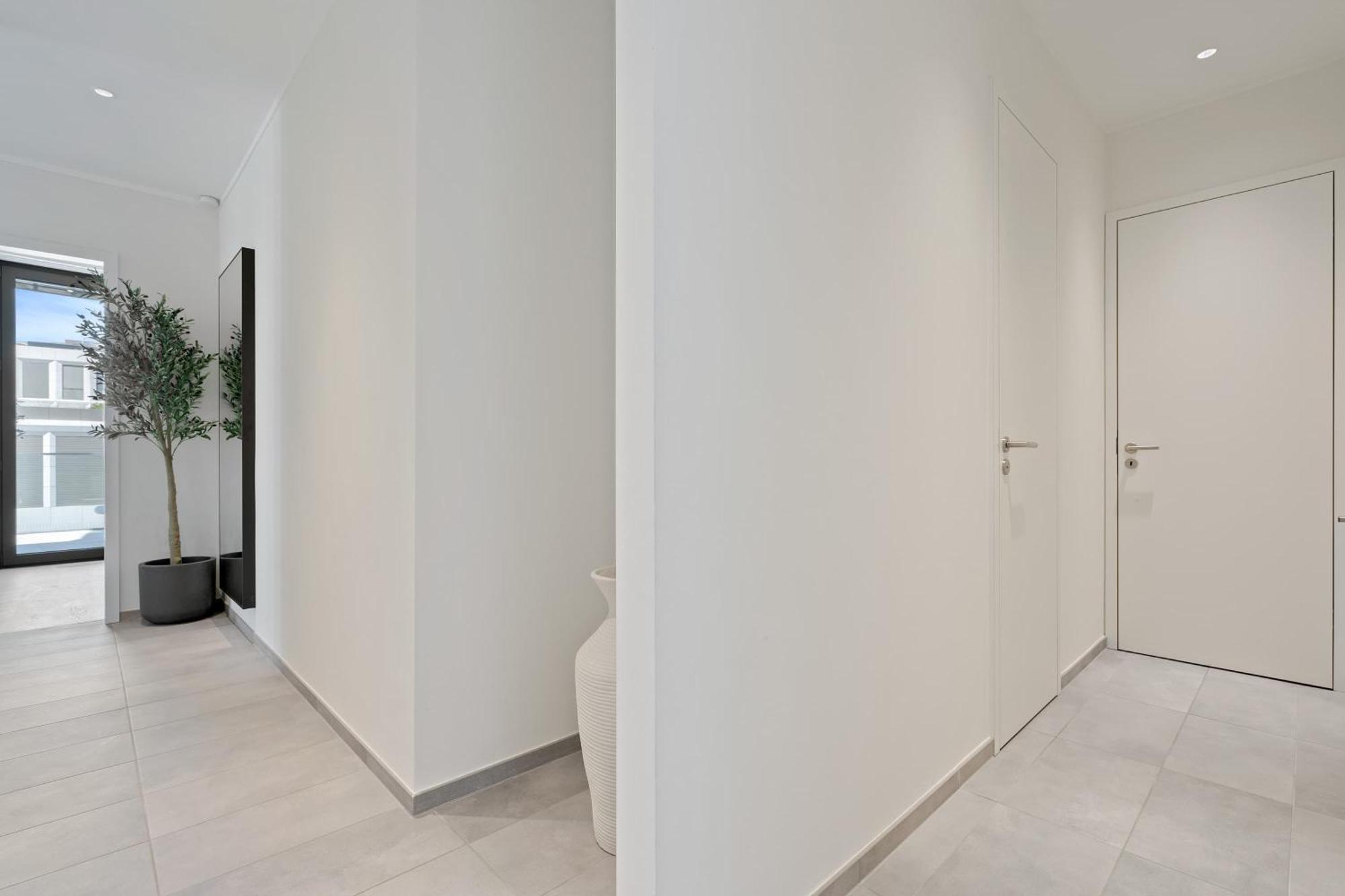 Voya Zenit Royal - Luxury Rooftop Views & Concierge * Luxembourg