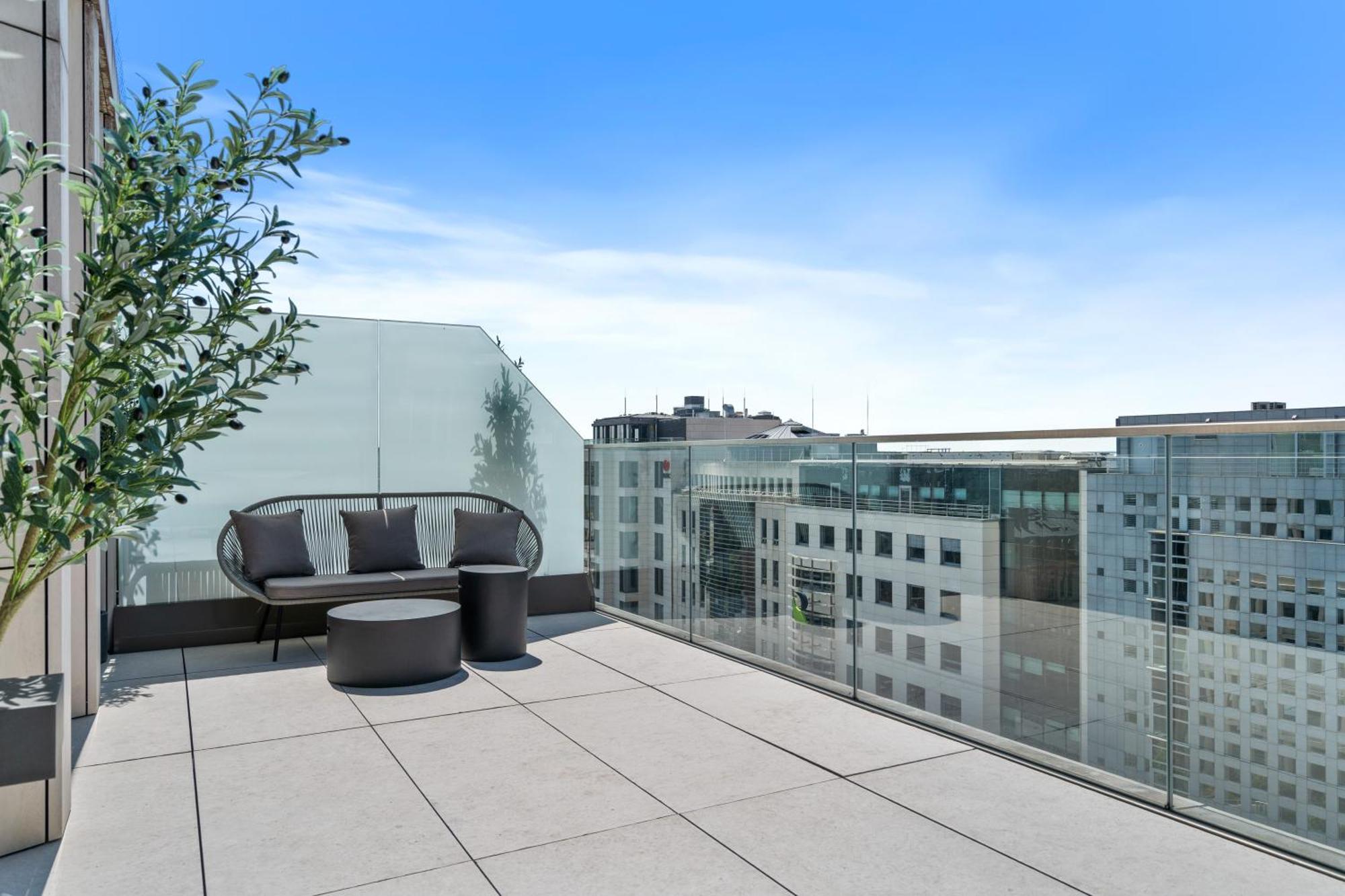 Voya Zenit Royal - Luxury Rooftop Views & Concierge *
