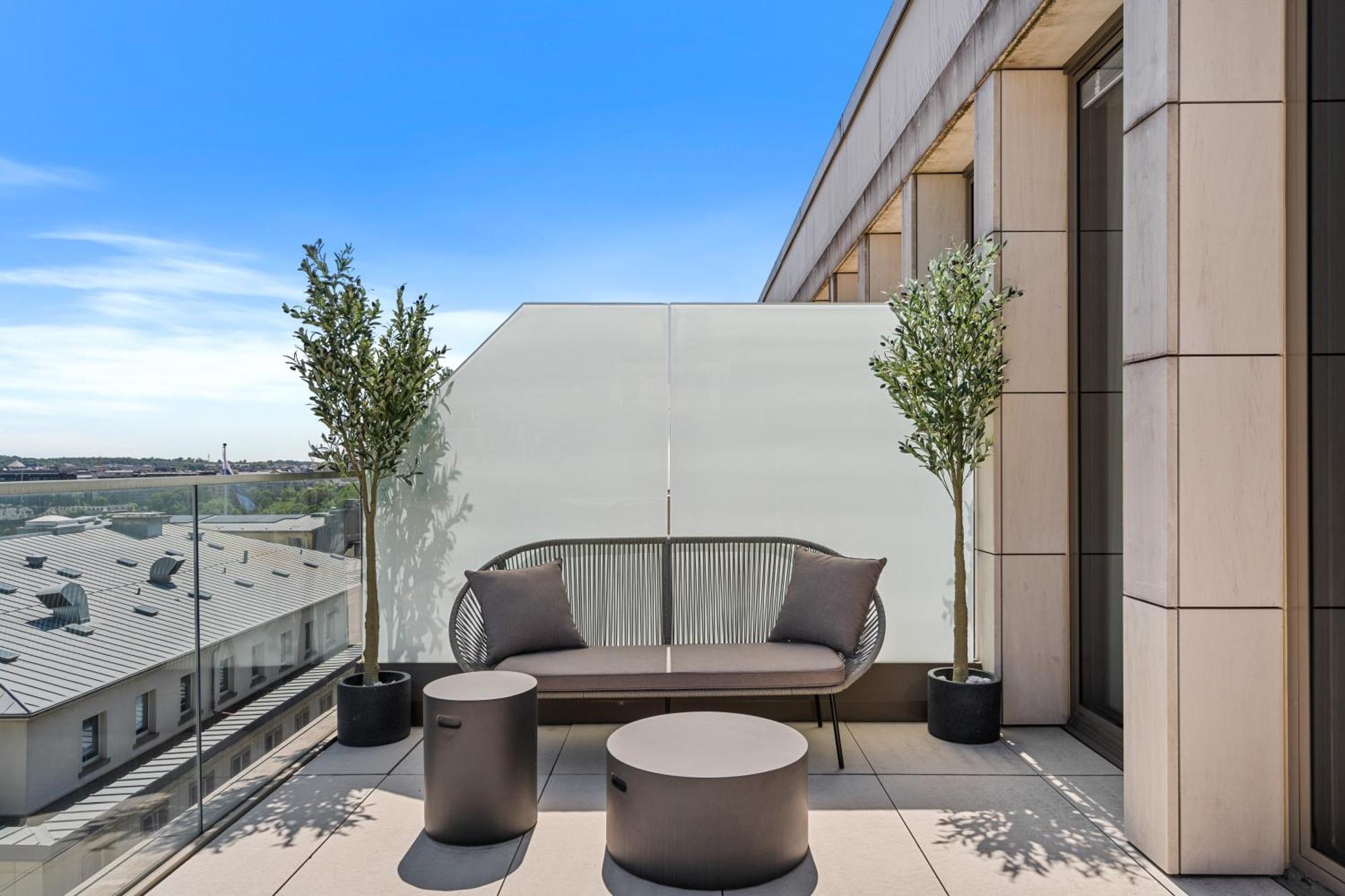 Voya Zenit Royal - Luxury Rooftop Views & Concierge Luxembourg